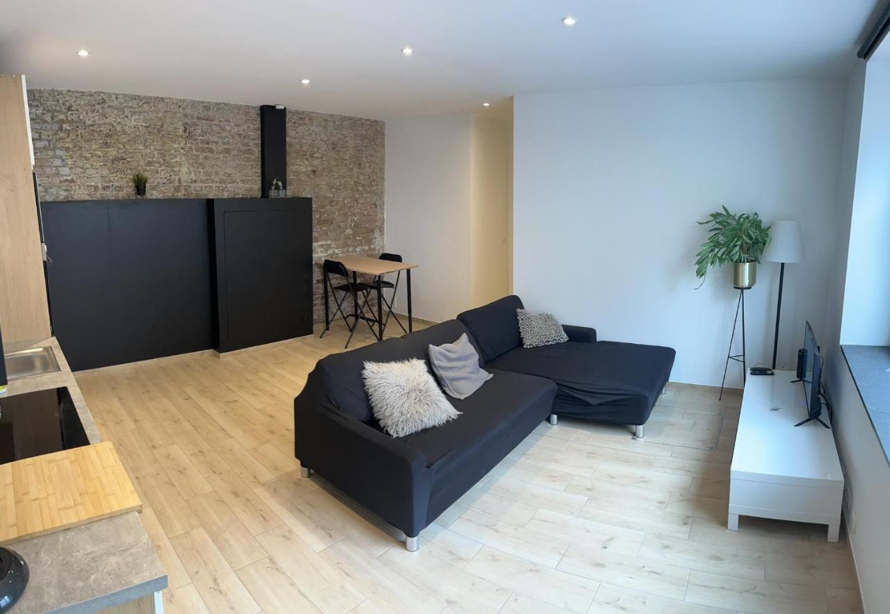 100% Renovated - Quiet Appartment Liège Extérieur photo